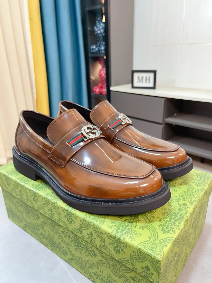 Men's men's shoes💰560🌹🌹Niuli [GUCCI] Formal men's leather shoes [strong][strong][strong] New model coming ~ original quality ☺The upper is imported from Italy with open edges, the leather is soft and delicate, and the wear-resistant and non-slip combination outsole is dignified and domineering, and the luxury charm is unobstructed! The natural and free nouveau riche leads the trend. Code number: 38-44